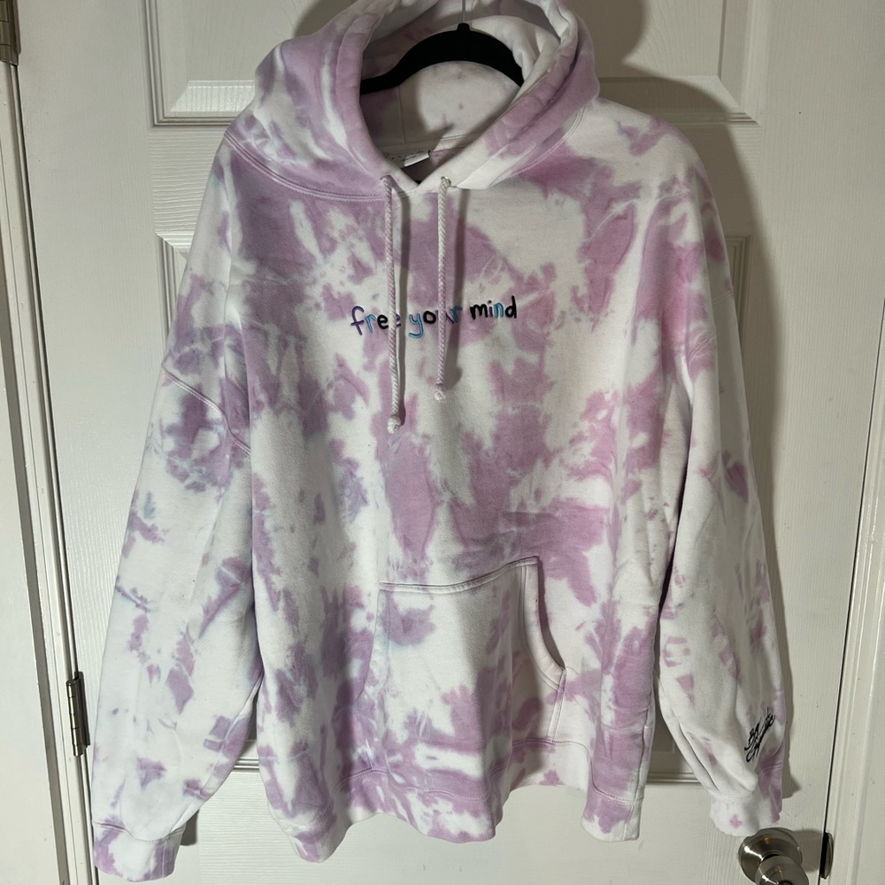 Big gigantic x happiness project hoodie